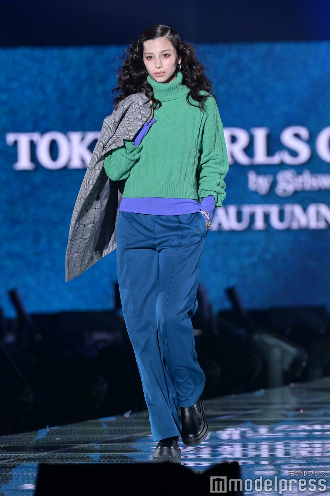 （C）モデルプレス