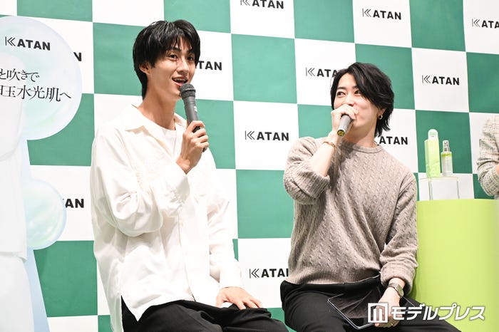 杉野社長が「今年41」と年齢を発表すると、知っていながらも「えぇ〜!」と大リアクションしていた曽野舜太(C)モデルプレス