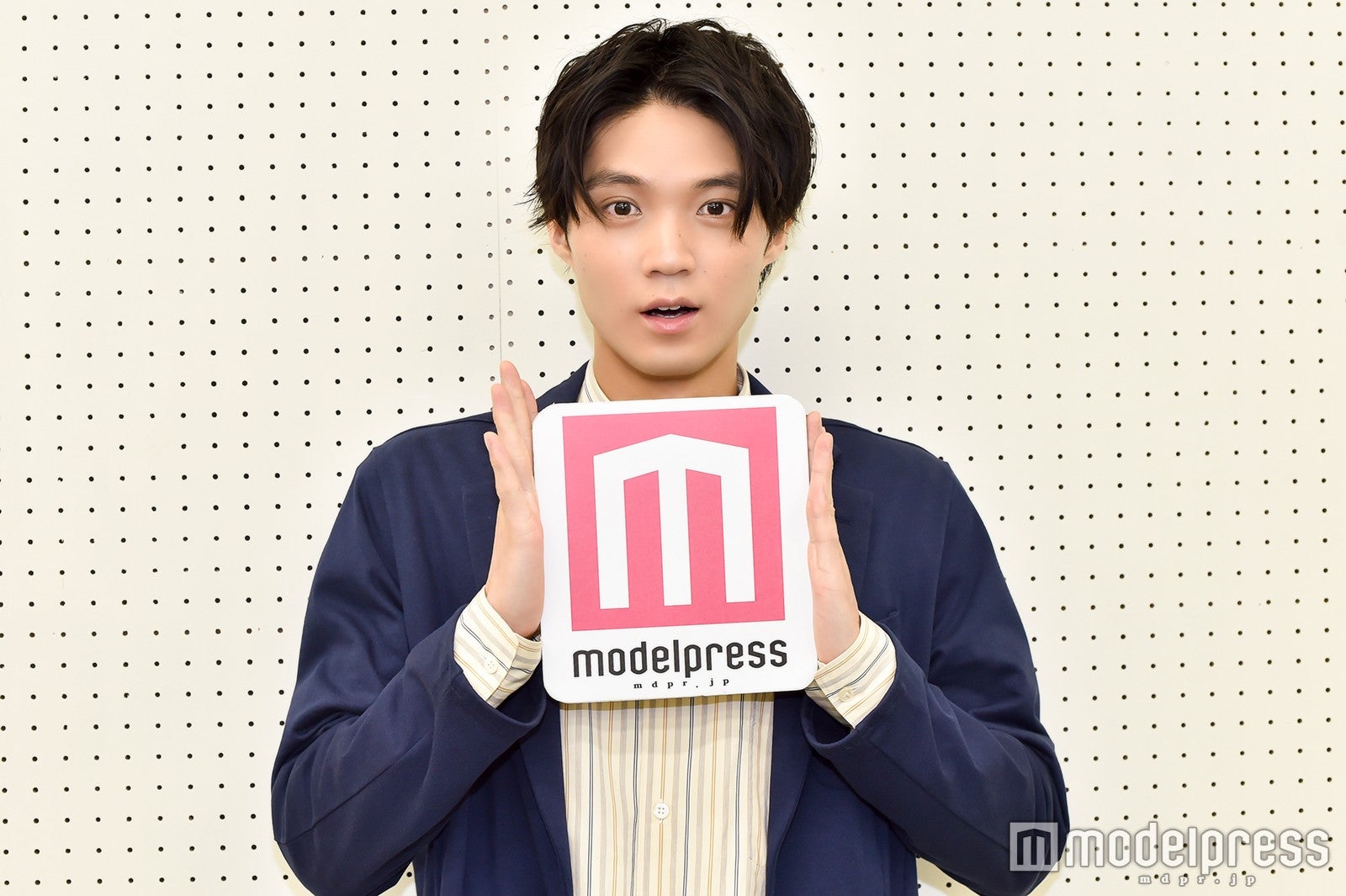 これからもたくさん持ってください！（C）モデルプレス