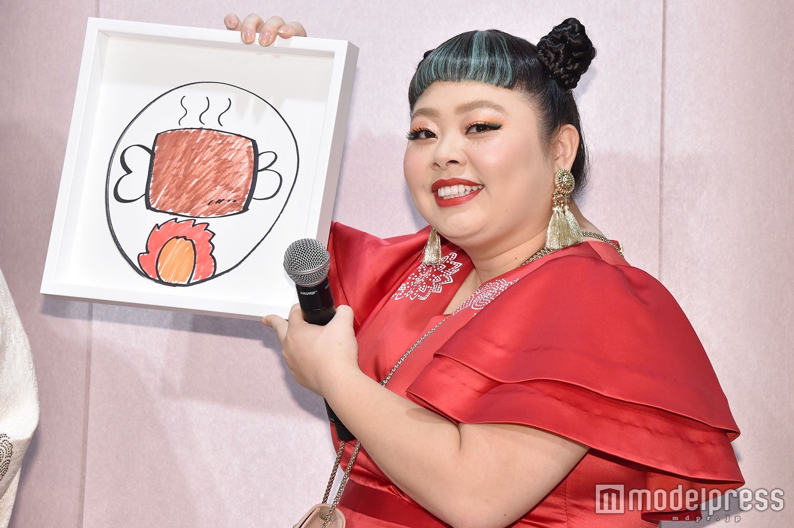 渡辺直美がデザインした家紋 （C）モデルプレス