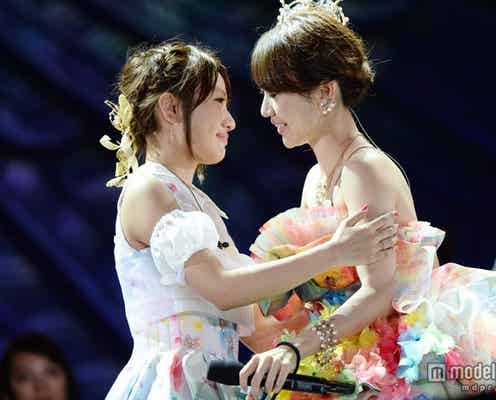 大島優子、“戦友”高橋みなみと涙でハグ メンバー263人と握手会