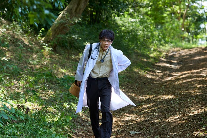 松下洸平「放課後カルテ」第1話(C)日本テレビ