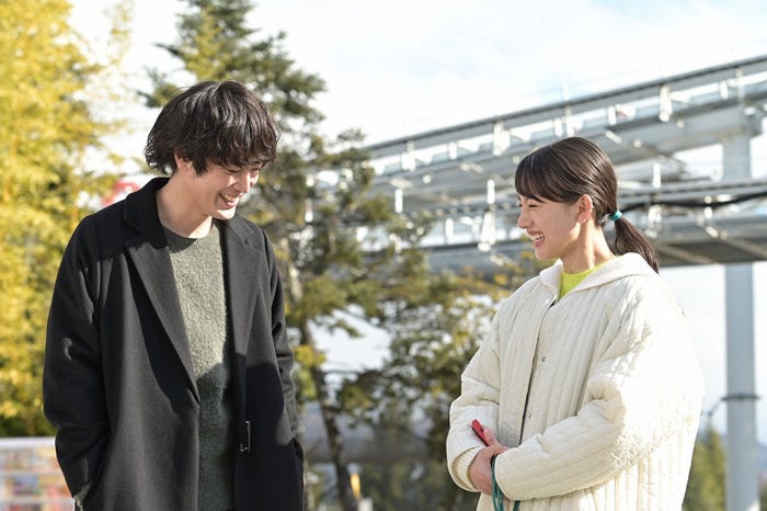 間宮祥太朗、清原果耶/「ファイトソング」第6話より(C)TBS