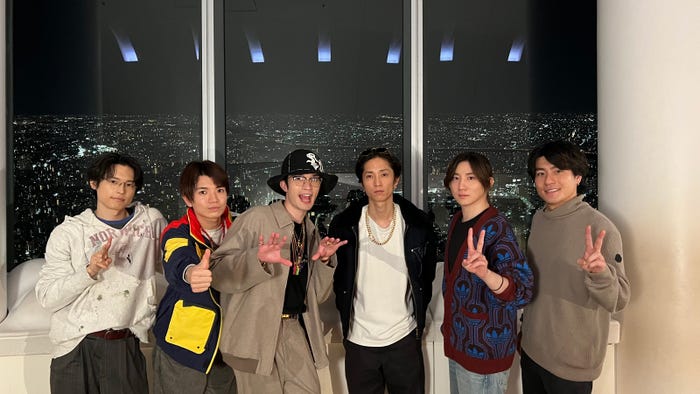 SixTONES(提供写真)