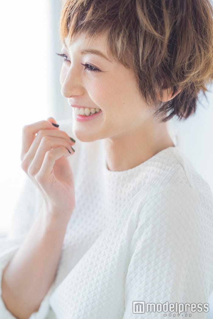 西山茉希(画像提供:セブン&アイ出版)