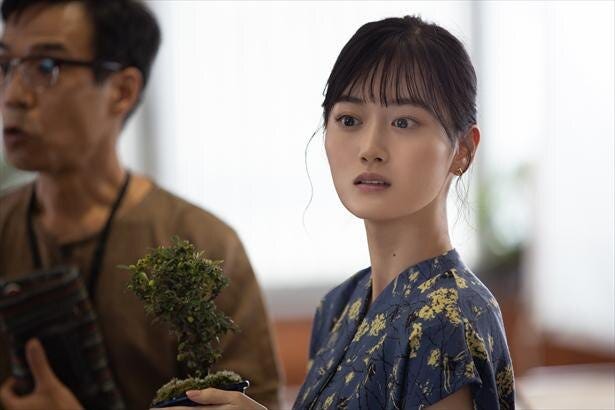 山下美月のかわいさ爆発でファン沸騰 怜子沼にハマりそう じゃない方の彼女 モデルプレス