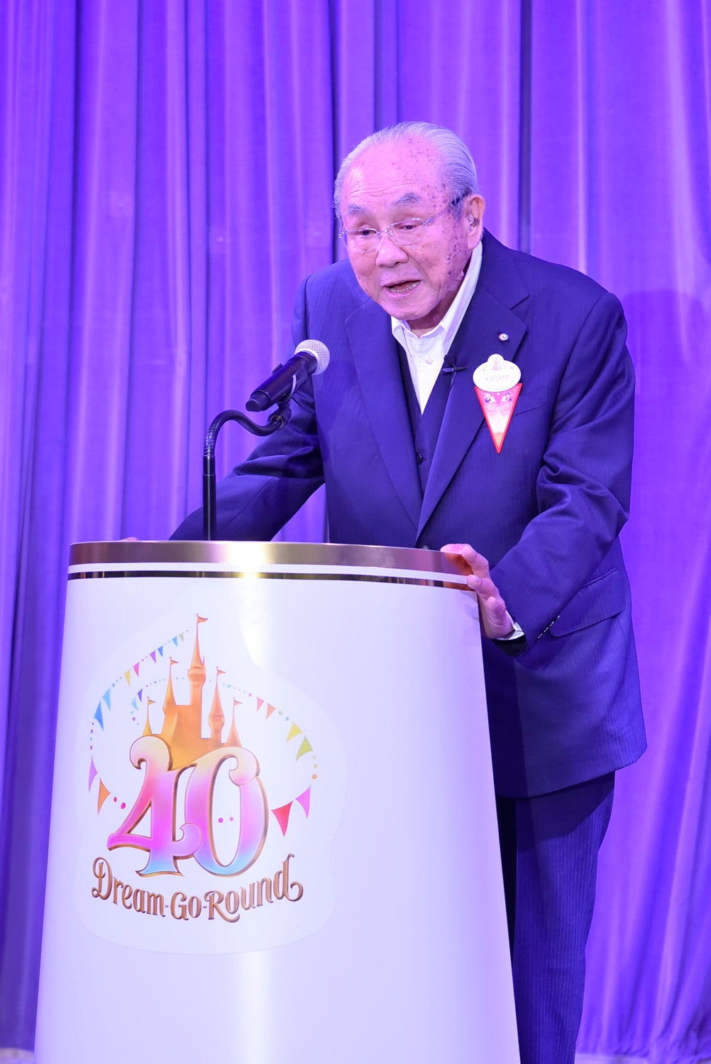 加賀見俊夫（C）Disney