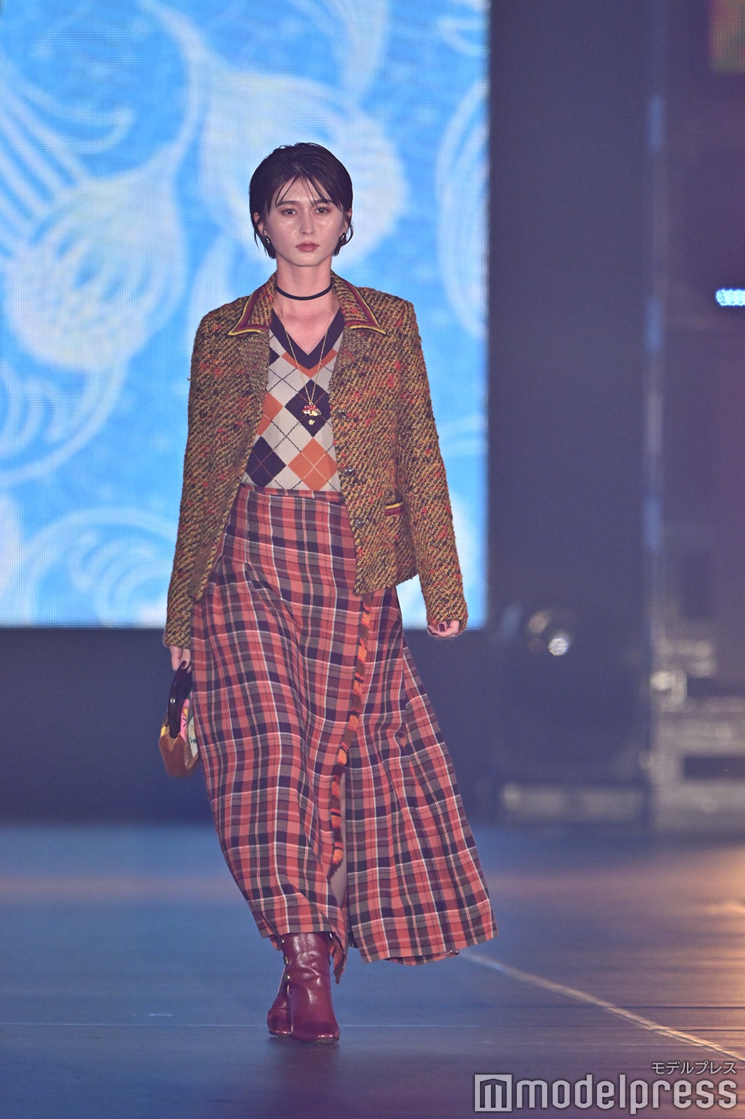 （C）モデルプレス