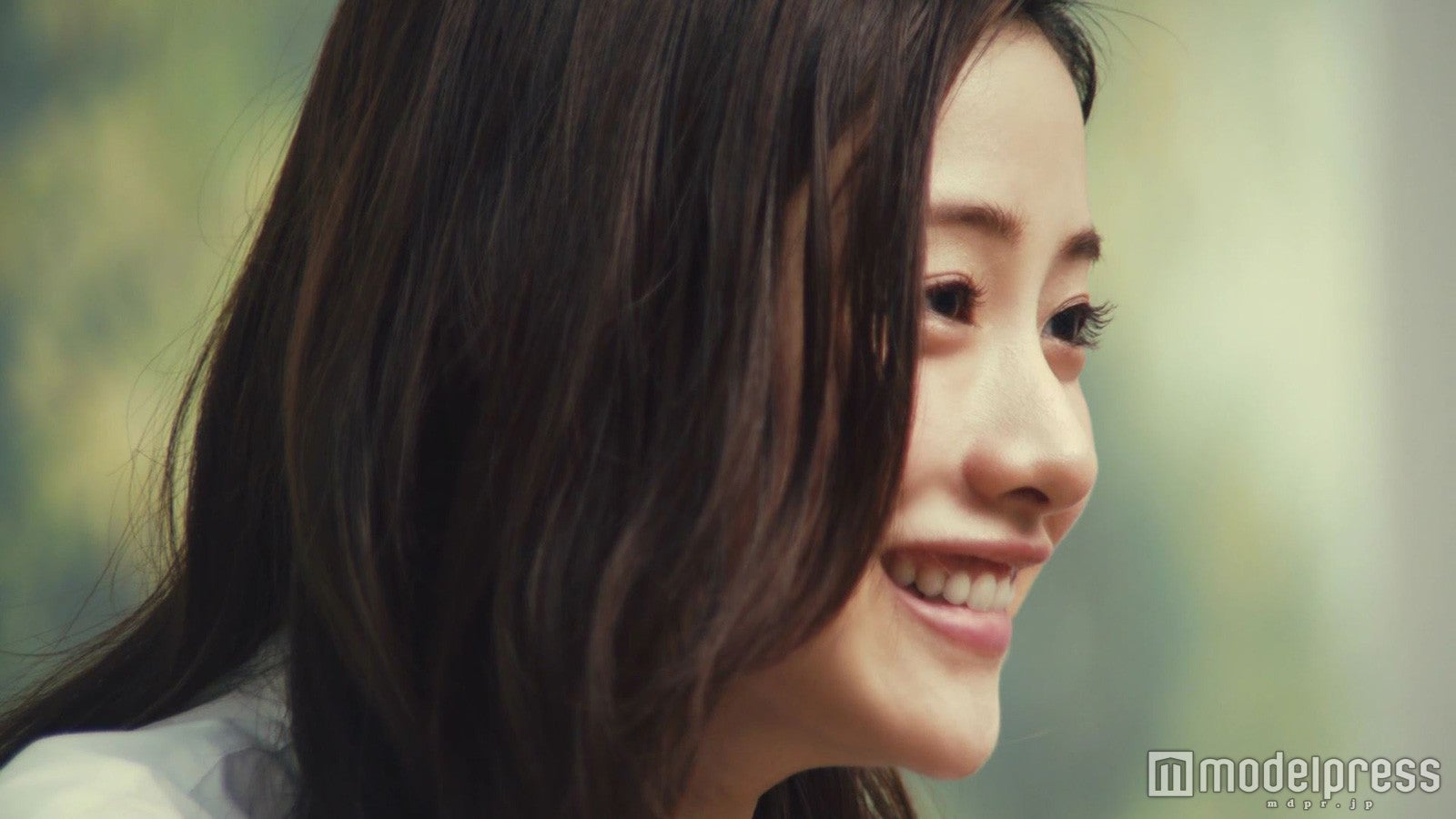 石原さとみ／新動画より