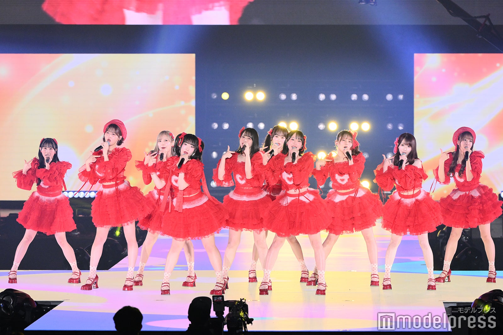 ＝LOVE（C）モデルプレス