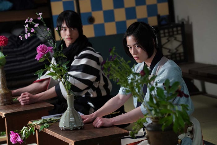 前田拳太郎、奥智哉「君とゆきて咲く~新選組青春録~」第13話より(C)テレビ朝日