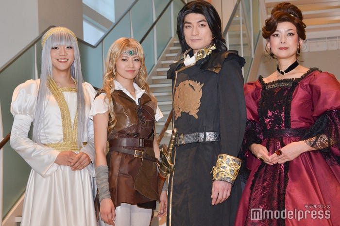 (左から)林翔太、佃井皆美、松崎祐介、秋本奈緒美 (C)モデルプレス