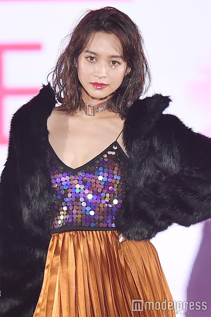 野崎萌香 (C)モデルプレス