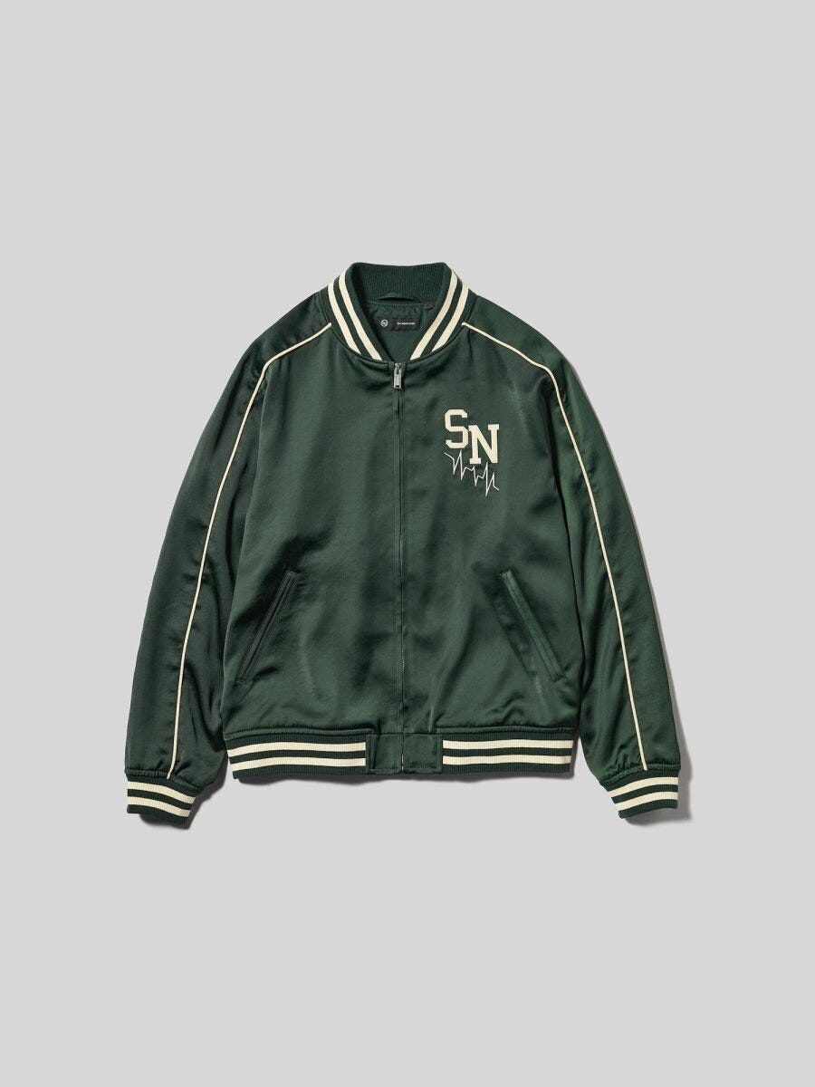 サテンリブブルゾン 2026春gu大人女性おすすめアウターサテンリブブルゾン