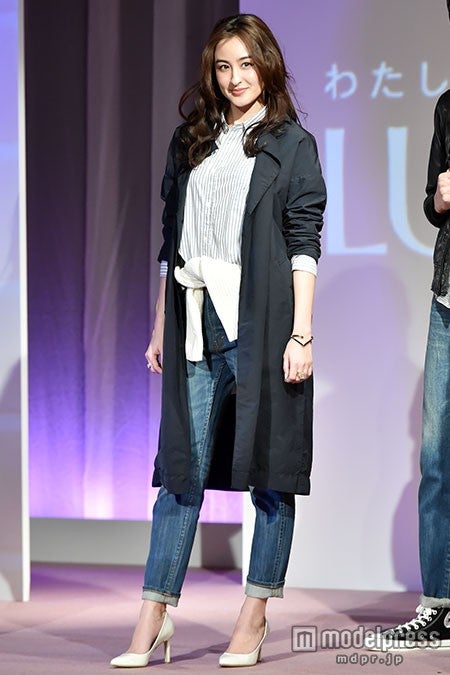 オードリー亜谷香