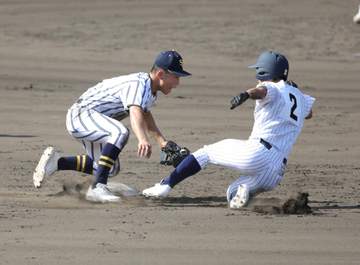 甲子園ビデオ検証で初めて判定覆る 東日本国際大昌平のけん制死→セーフに 直後に勝ち越し打生まれる
