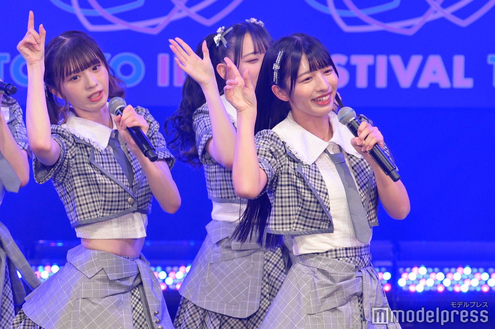 ≠ME （C）モデルプレス