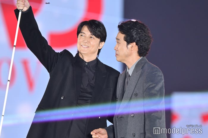 福山雅治、大泉洋(C)モデルプレス