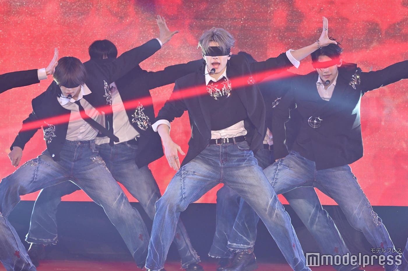 &TEAM(C)モデルプレス