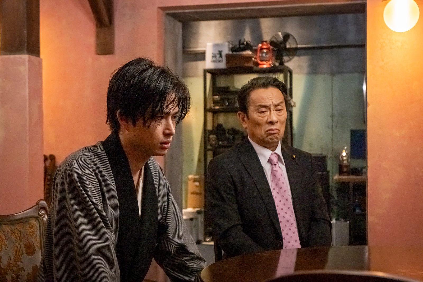 曽田陵介、金田明夫「民王R」第2話（C）テレビ朝日