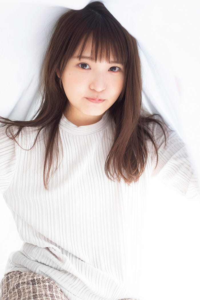 高瀬愛奈(C)田中智久、光文社