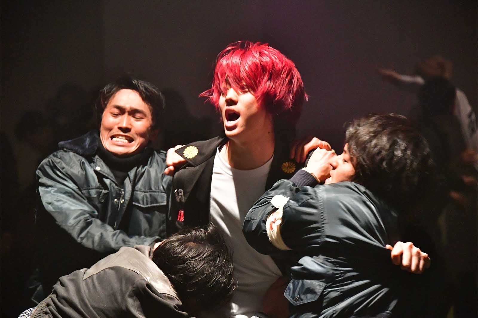 映画『デメキン』より（C）よしもとクリエイティブ・エージェンシー／ワニブックス／秋田書店・ゆうはじめ（C）2017映画『デメキン』製作委員会