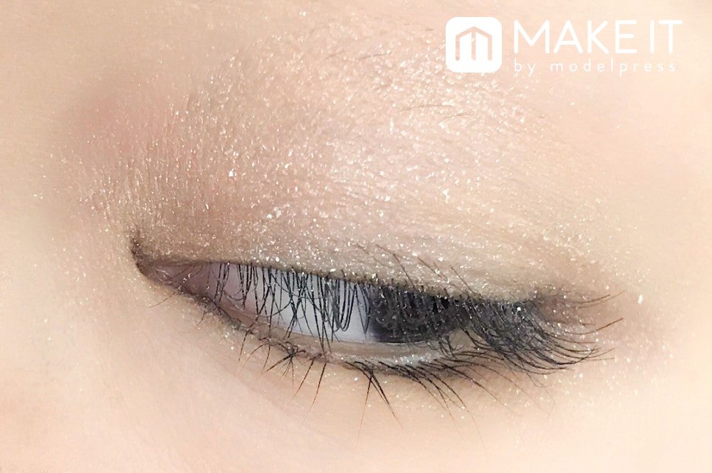 ケイト／ザ アイカラー／004 ホワイト 使用 (C)メイクイット