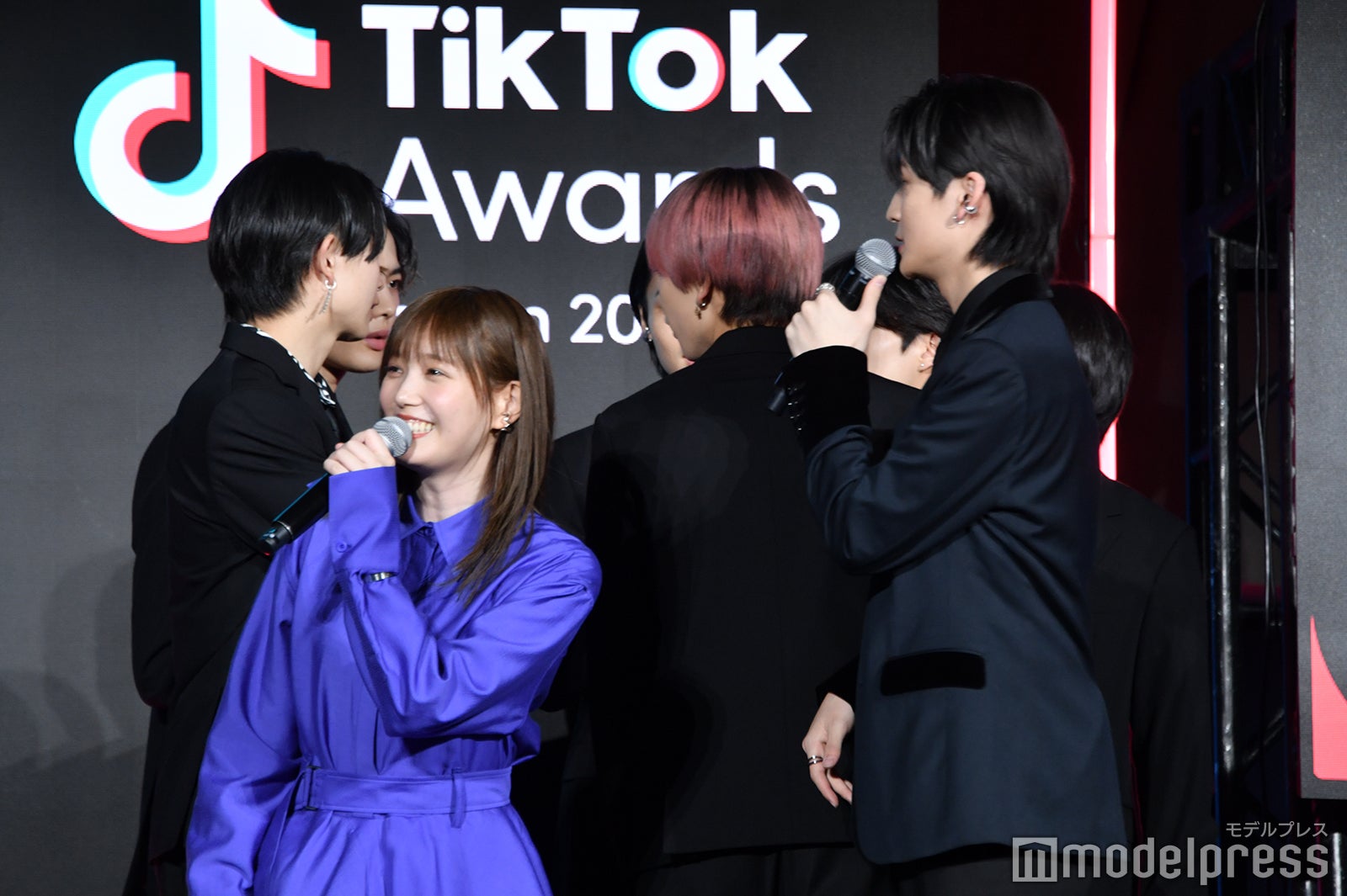 8LOOM （C）モデルプレス