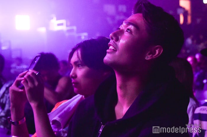 中村榛、鈴々木響(C)モデルプレス
