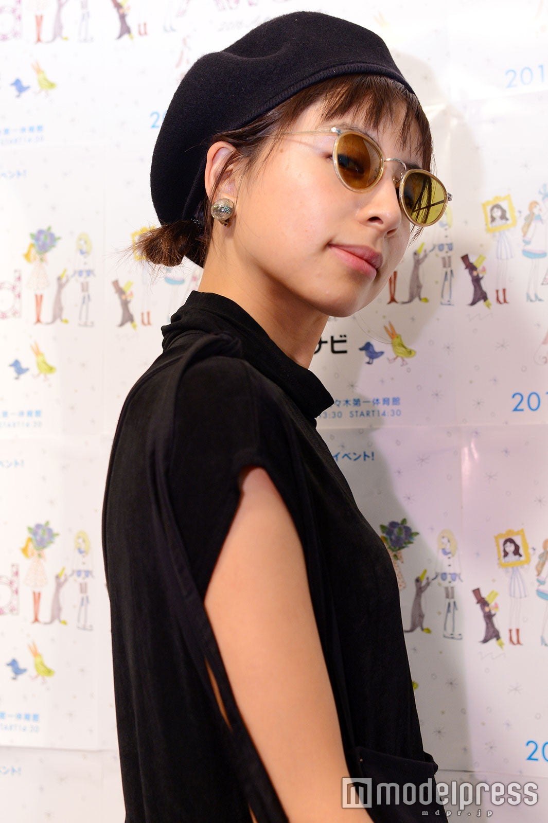 ラブリ 秋のリアル私服公開 ブラックで作るハンサムカジュアルコーデ Girlsaward フィッティングに潜入 モデルプレス ラブリ 秋のリアル私服公開 ブラックで作るハンサムカジュアルコーデ Girlsaward フィッティングに潜入 モデルプレス