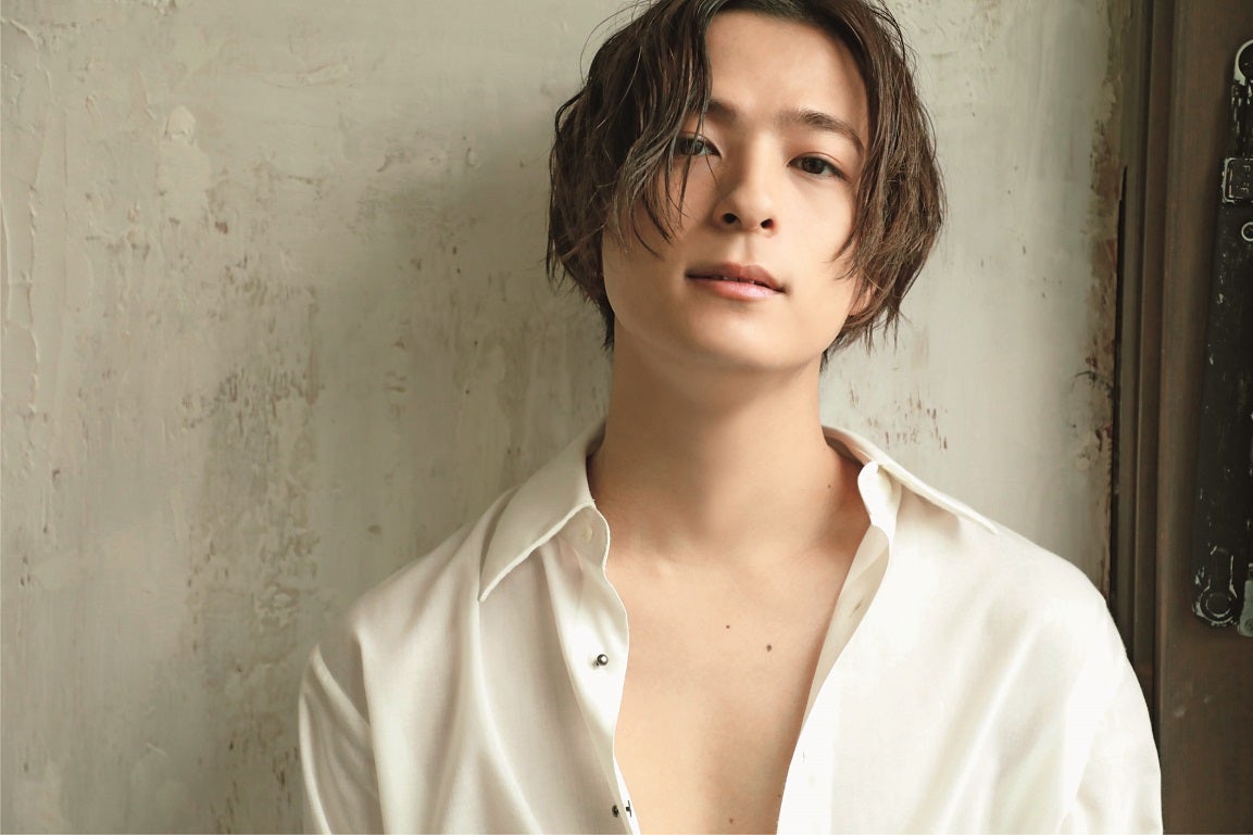 Da-iCE和田颯・濱正悟・釜谷悠平・桑畑亨成ら「エイベックス」イケメン集結 独占アザーカット＆コメント到着＜a-books GRAVURE 2019 -Men’s Collection-＞