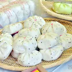 タイ風まんじゅう各¥100