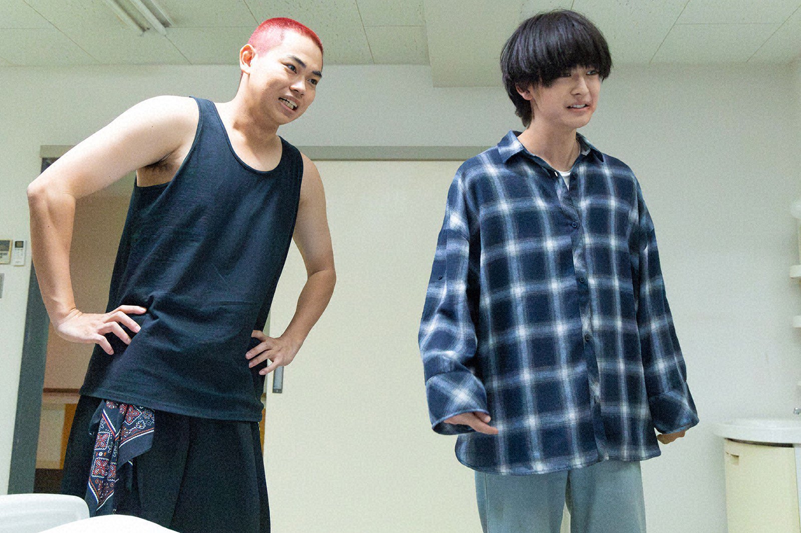 菅生新樹、高橋文哉「伝説の頭 翔」第1話より（C）テレビ朝日