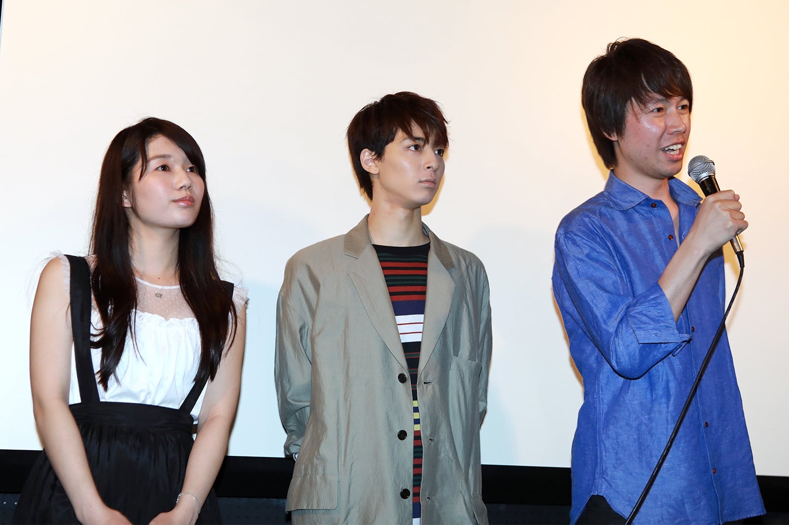 （左から）松原菜野花、高杉真宙、加藤慶吾監督（提供写真）