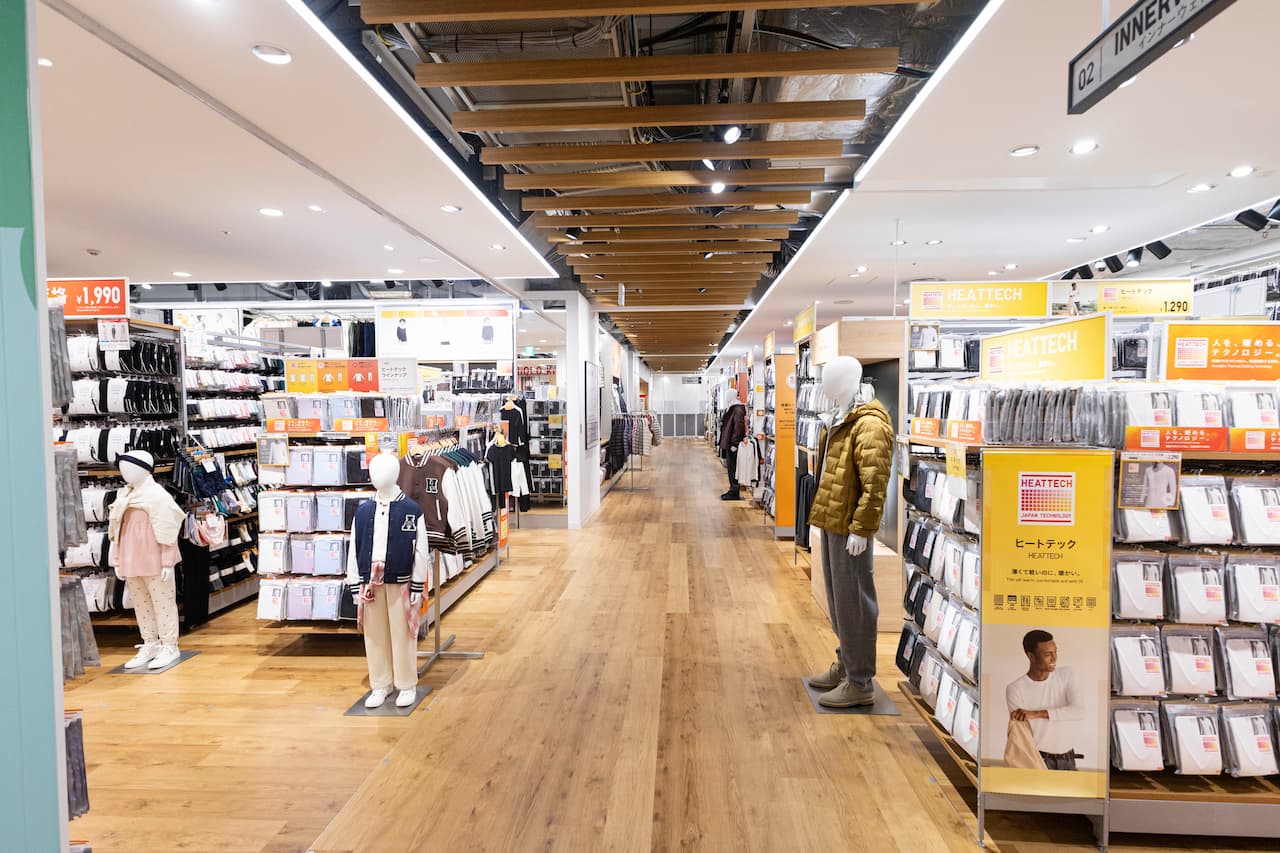 西日本最大のユニクロが梅田に誕生！「UNIQLO UMEDA」をレポート