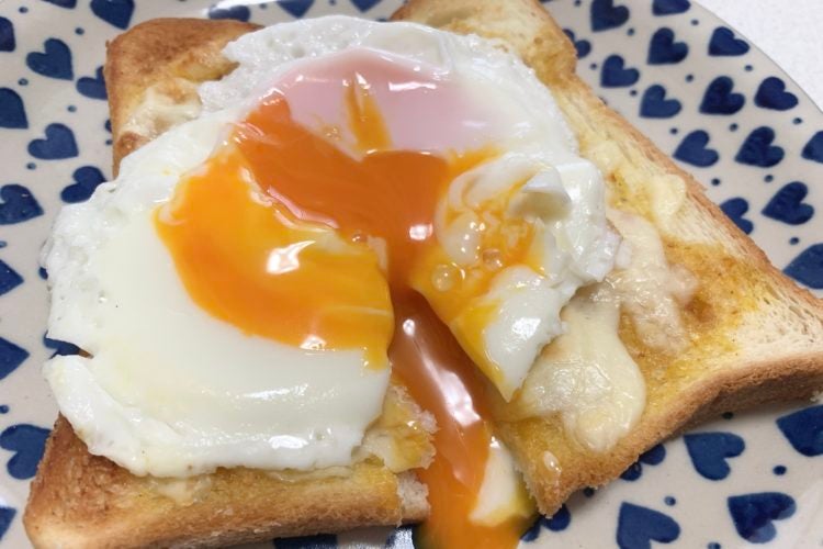 ぬって焼いたらカレーパン