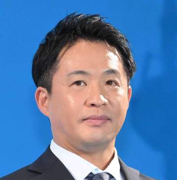 どっちもイケオジすぎ！「レジェンドは今でもイケメン」五十嵐亮太氏の元同僚外国人との再会に反響 ともに白髪が増えて大人の渋み増す