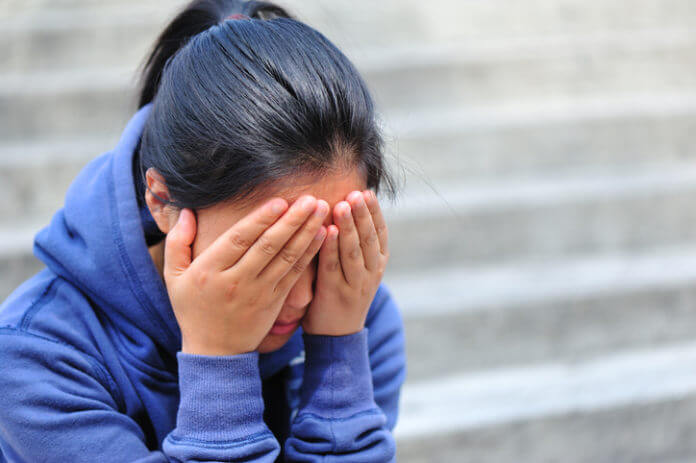 今すぐ関係を断って！一緒に居ると不幸になる人の特徴9つ