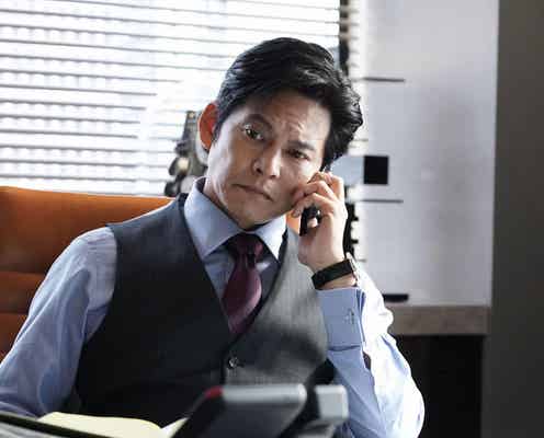 甲斐(織田裕二)と大輔(中島裕翔)にピンチ「SUITS/スーツ」<第2話あらすじ>