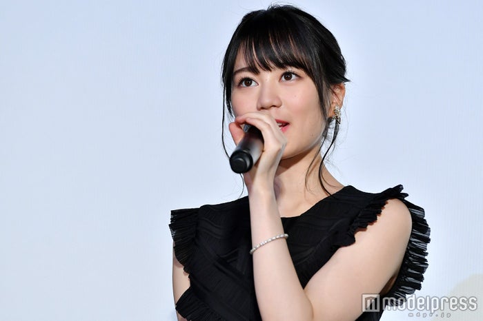 乃木坂46生田絵梨花 卒業間近の生駒里奈へメッセージ 公演後の集合写真も公開 モデルプレス 乃木坂46生田絵梨花 卒業間近の生駒里奈へメッセージ 公演後の集合写真も公開 モデルプレス