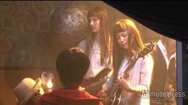 宮崎あおい／「earth music＆ecology」新CM「バンド」篇メイキングより