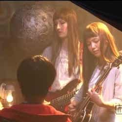 宮崎あおい/「earth music&ecology」新CM「バンド」篇メイキングより