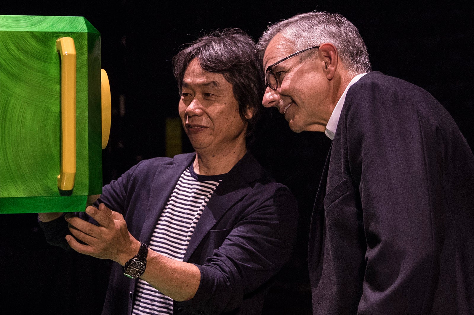 （右から）ユニバーサル・クリエイティブのマーク・ウッドベリー氏、任天堂の宮本茂氏／画像提供：任天堂