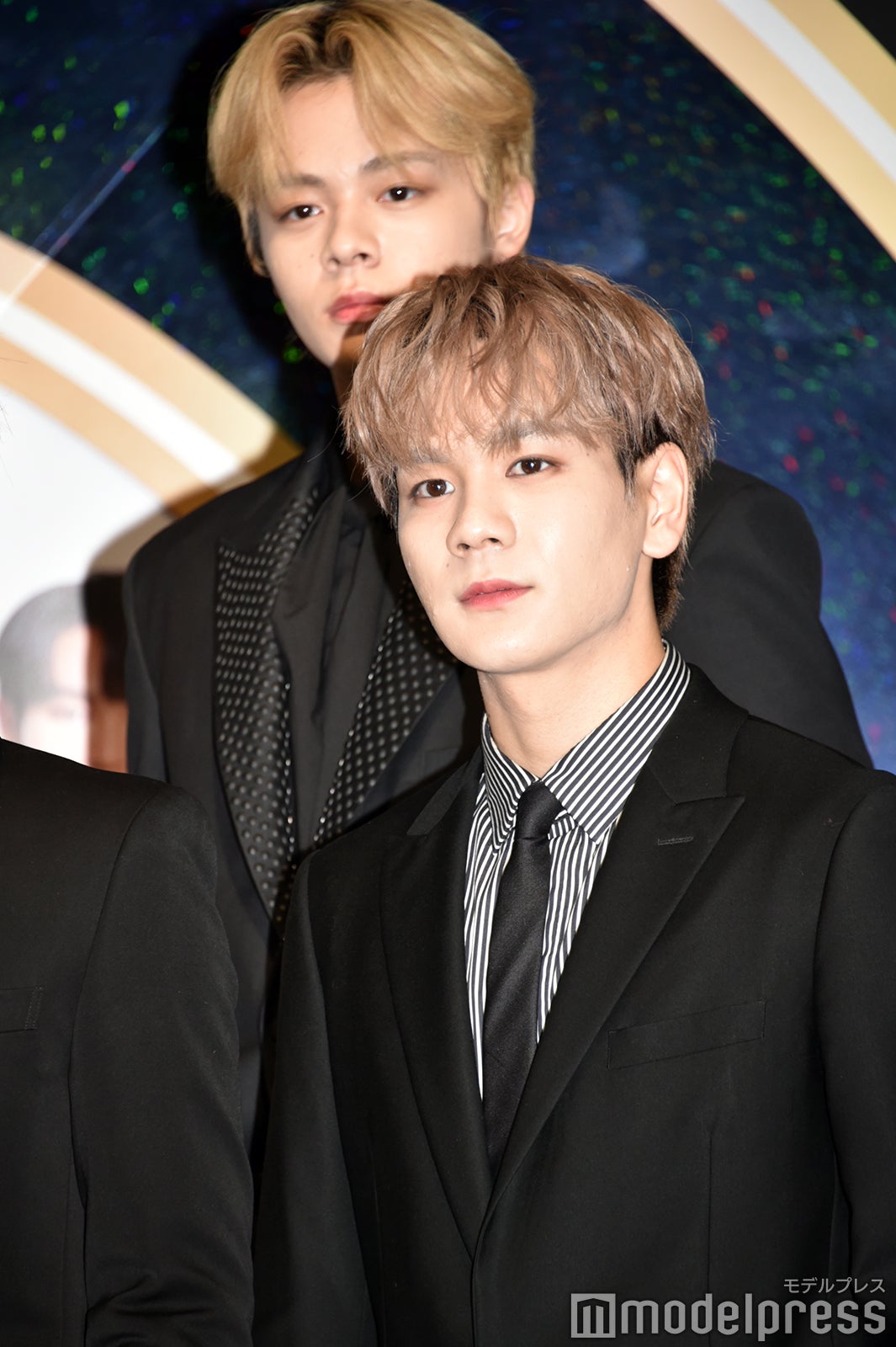 鶴房汐恩、豆原一成（C）モデルプレス