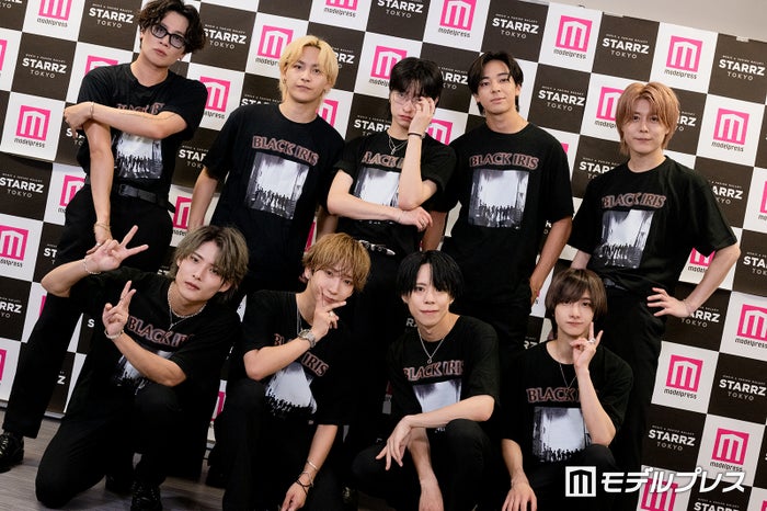 男性ダンスボーカルグループ・BLACK IRIS、衣装のこだわりとは？熱気に感動「僕ら自身も楽しませてもらいました」 【STARRZ TOKYO】