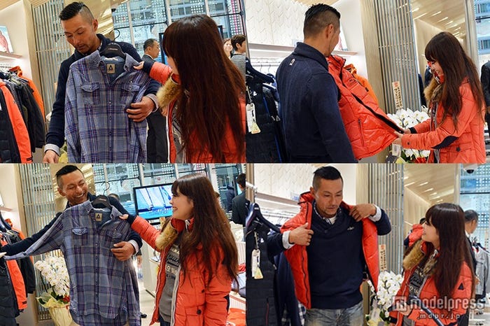 似合う服を探す中山柚希さん(青山学院大学4年)と父・中山公成さん