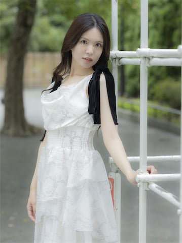 元SKE48岡本彩夏「私はお尻だ！」 1カ月のボディメイクで挑んだ1st写真集『すきだらけ』