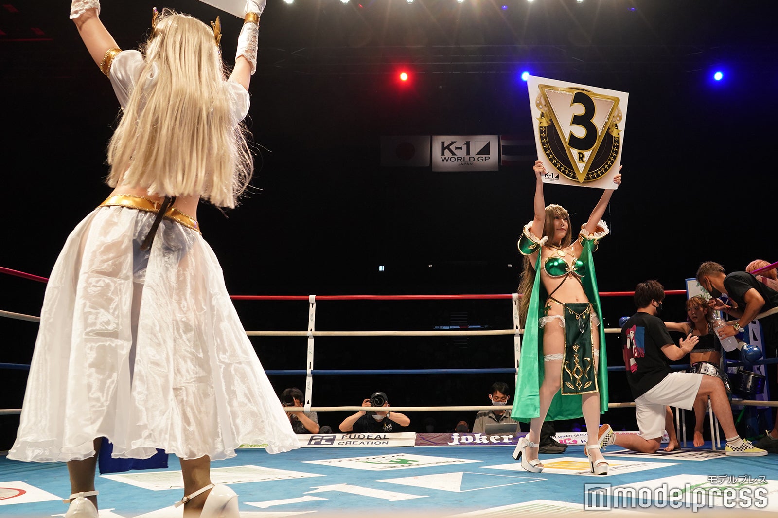 篠崎こころ、宮本彩希（C）モデルプレス