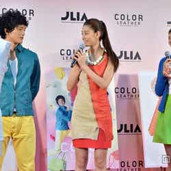 トークセッションの様子(左から)渡部豪太、すみれ、浅尾美和