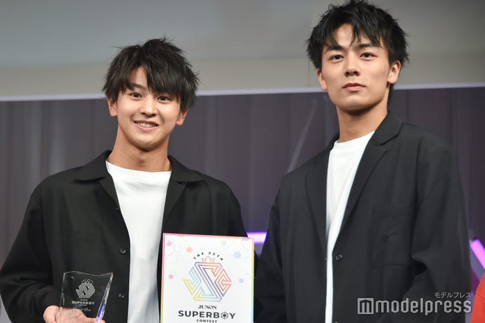 藤本洸大さん 、第34回グランプリの齋藤璃佑 (C)モデルプレス
